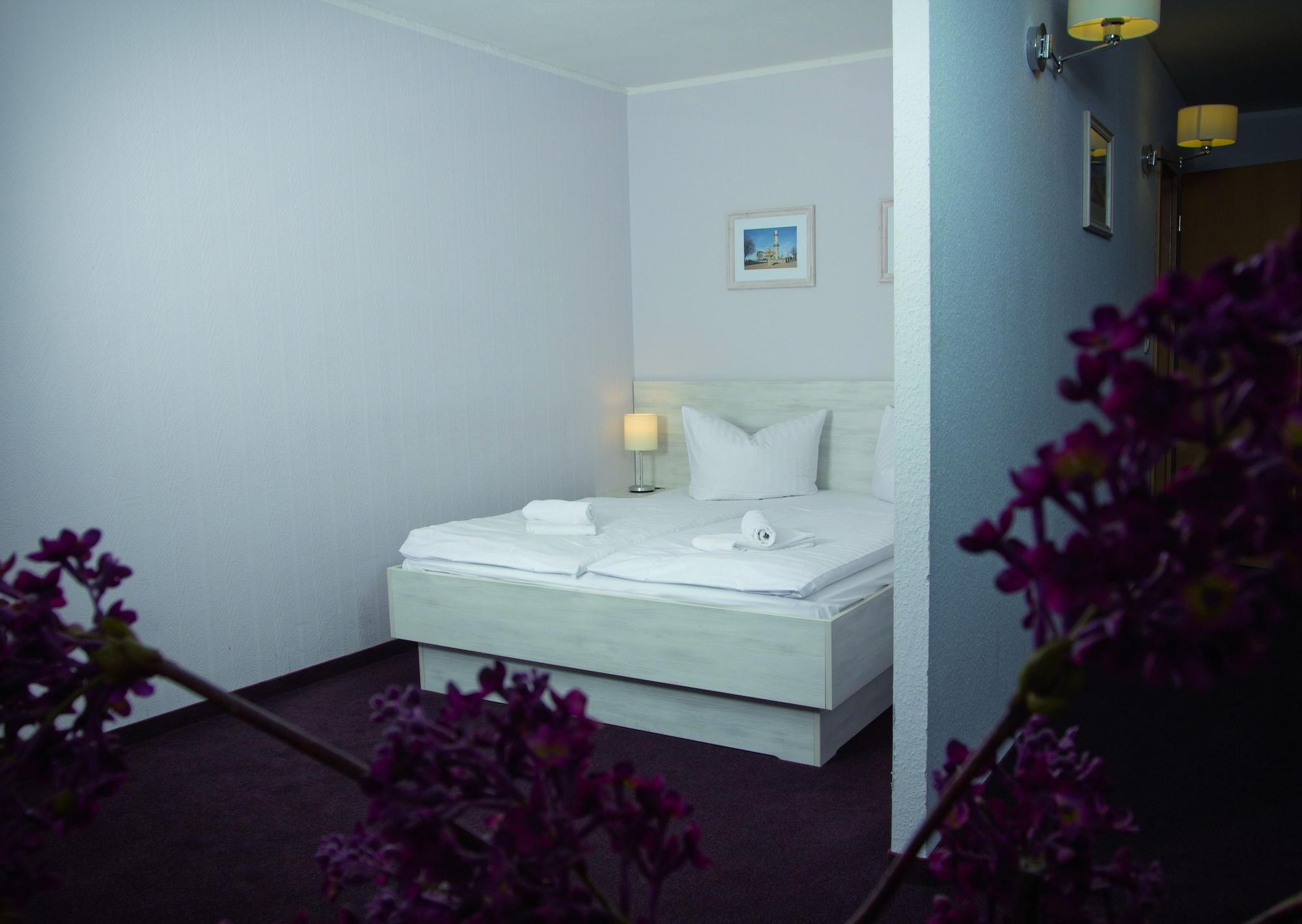 Hotel Am Alten Strom Rostock Esterno foto