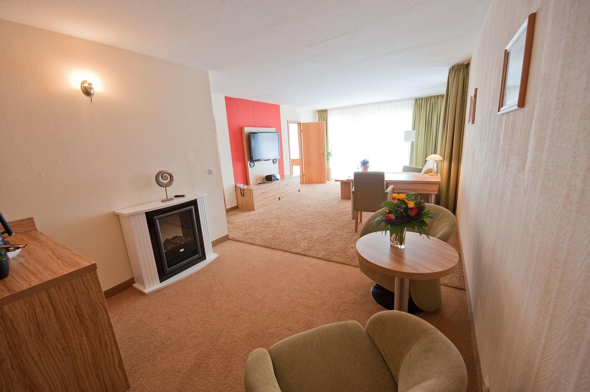 Hotel Am Alten Strom Rostock Esterno foto